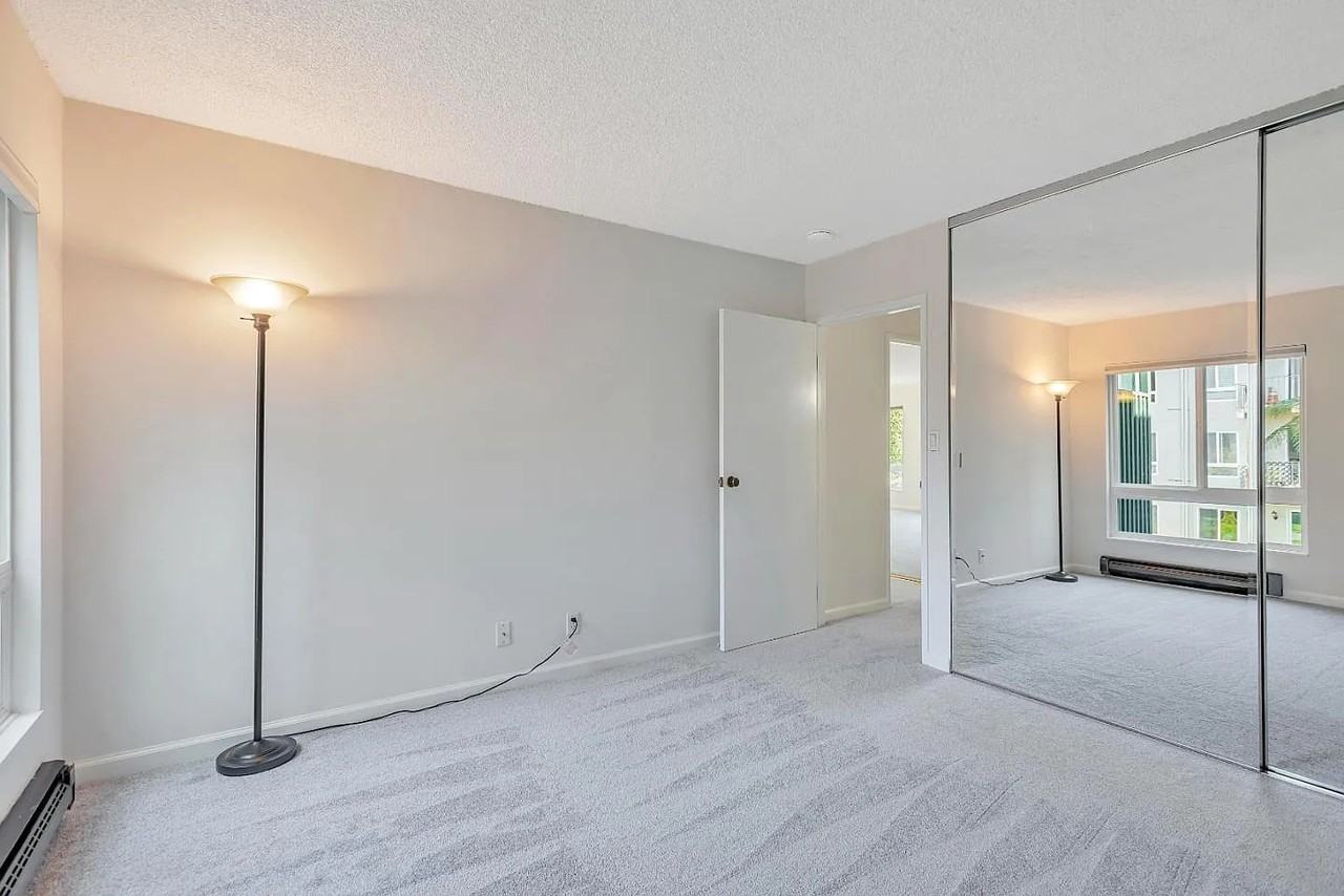 904 Peninsula Ave #310 - Photo 3 of 18