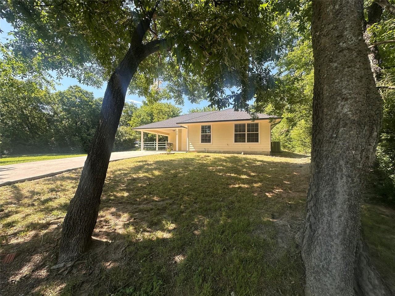 738 Wayne Ave - Photo 2 of 24