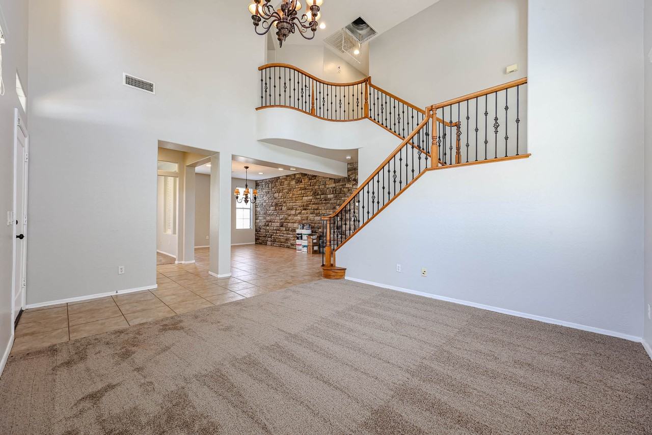 4569 N Golf Dr - Photo 6 of 50