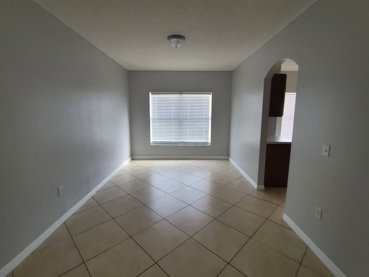 319 Alegriano Ct - Photo 3 of 17