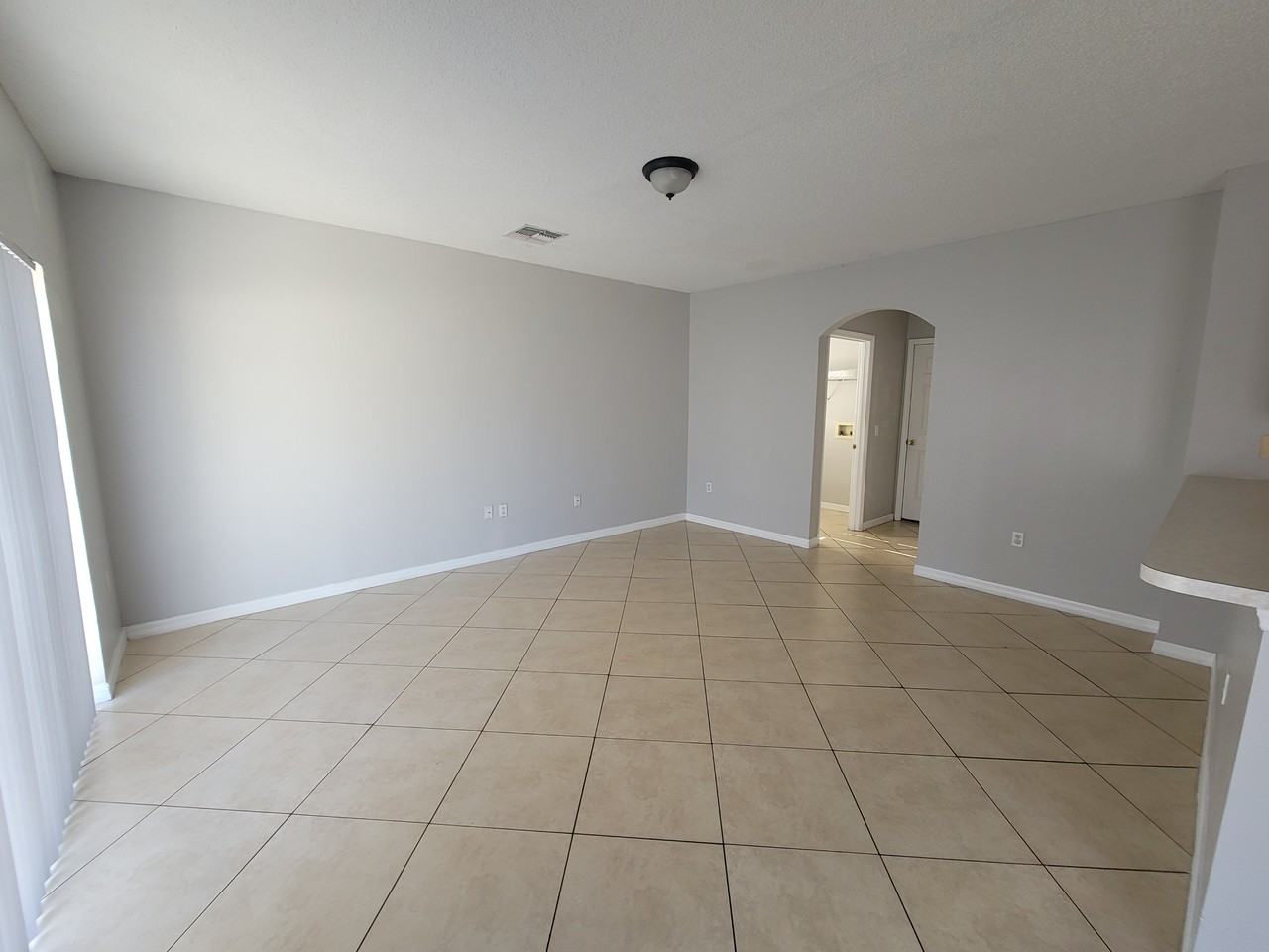 319 Alegriano Ct - Photo 4 of 17