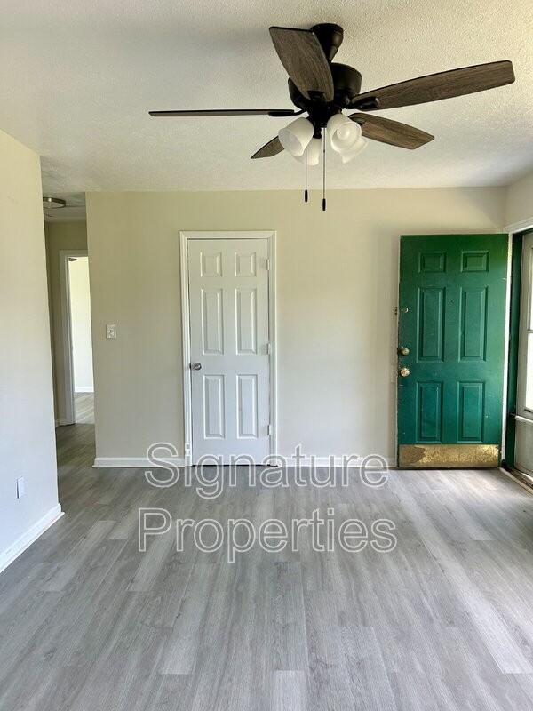 412 Virginia St - Photo 3 of 16