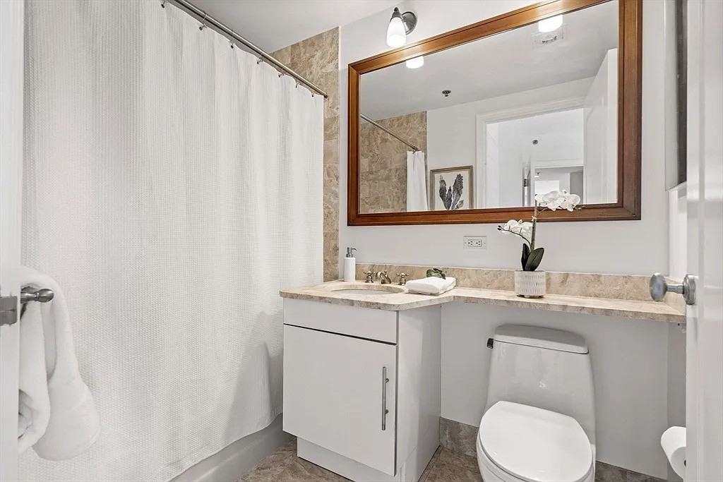 1 Charles St S #6A - Photo 7 of 8