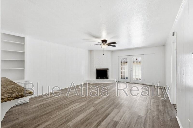 7747 Dentcrest Dr - Photo 4 of 19