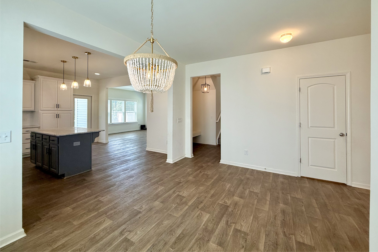 421 Fox Sparrow Ct - Photo 4 of 29