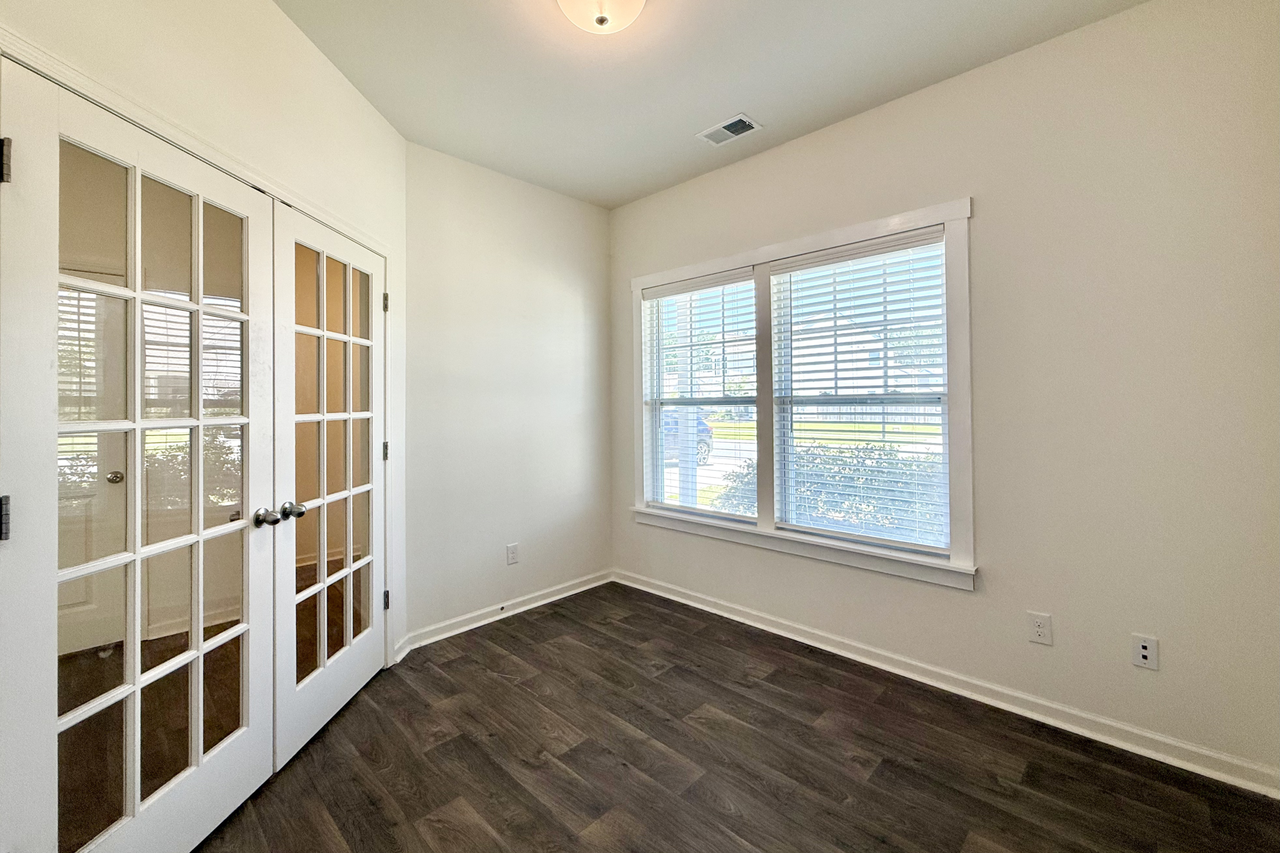 421 Fox Sparrow Ct - Photo 5 of 29