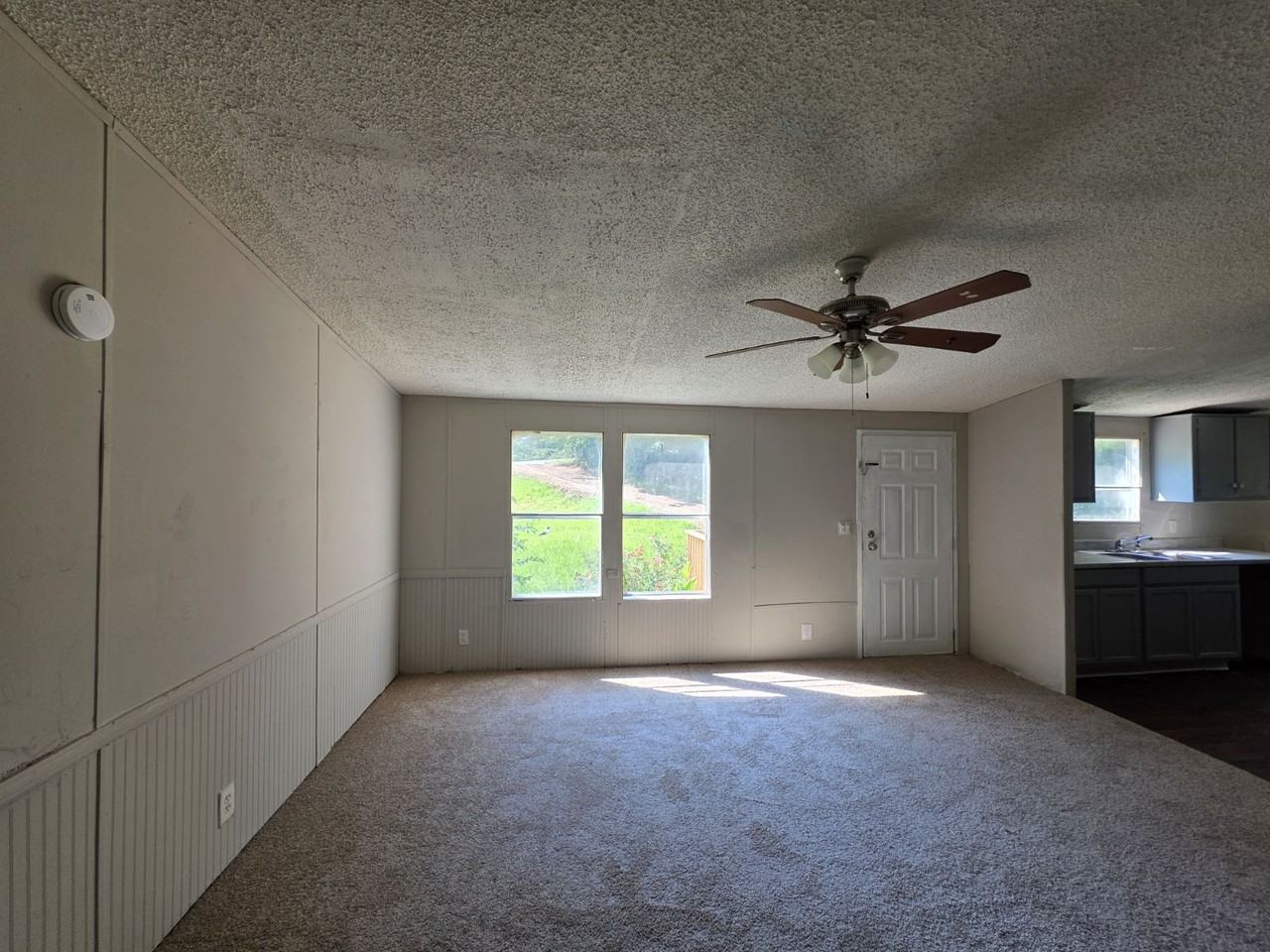 222 Park West Dr - Photo 4 of 7