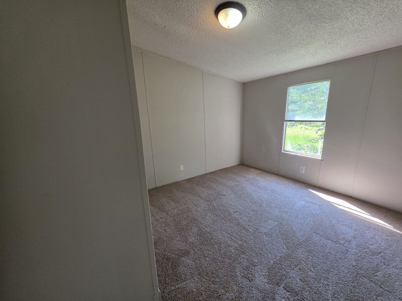 222 Park West Dr - Photo 6 of 7