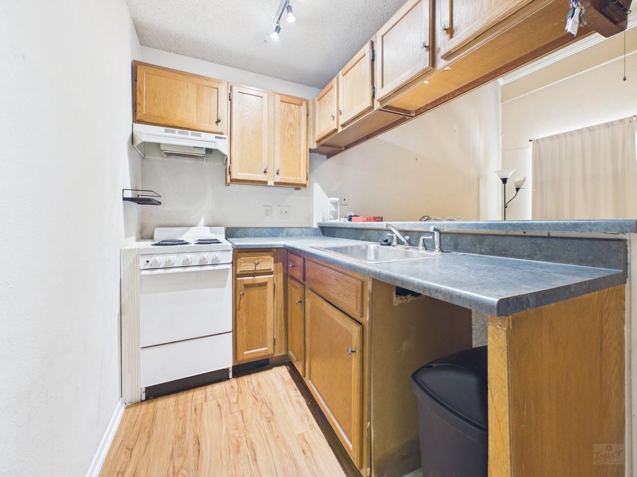 1905 San Gabriel St #206 - Photo 6 of 16