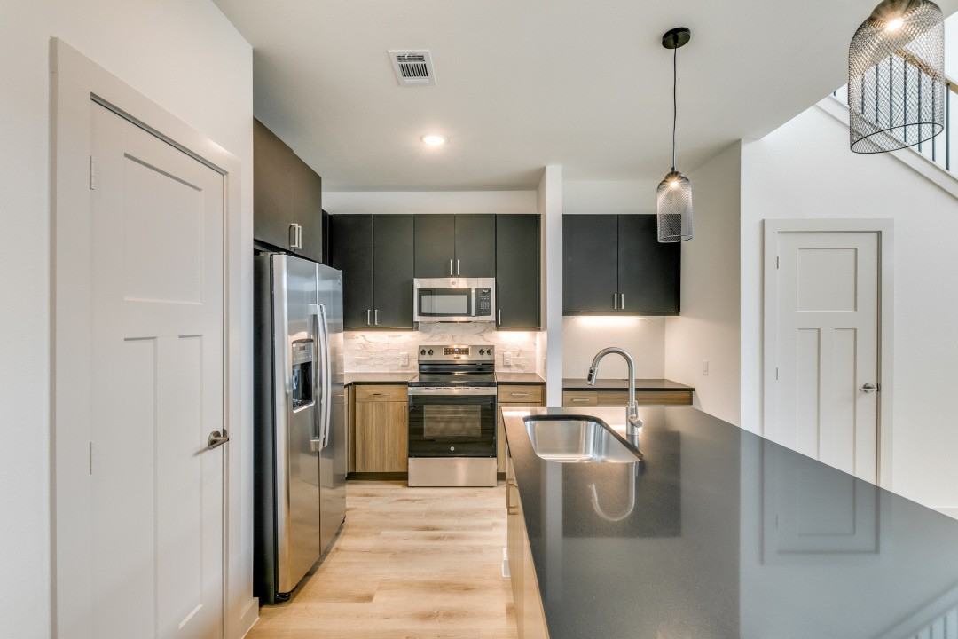 Burnett Lofts at Bishop Ridge - Photo 7 of 25