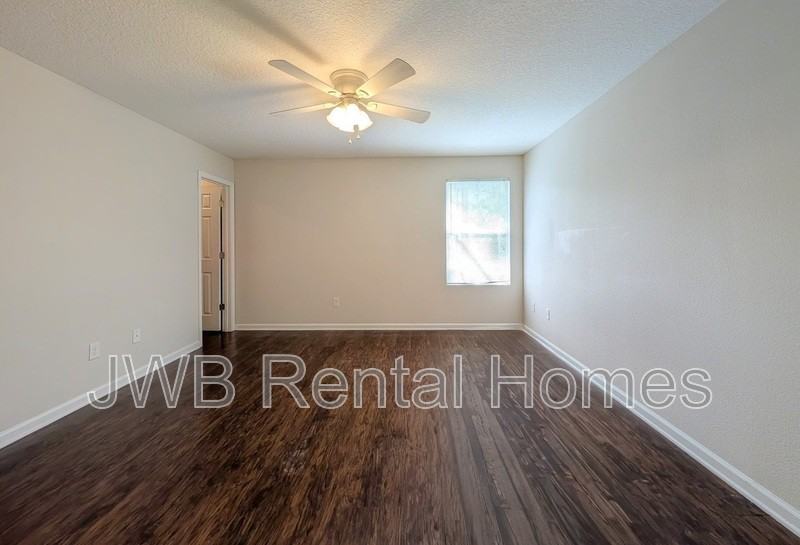 7141 Timmerman Ln - Photo 7 of 17