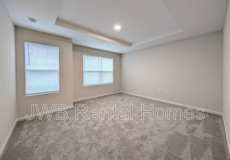 8599 Galveston Ave - Photo 6 of 17