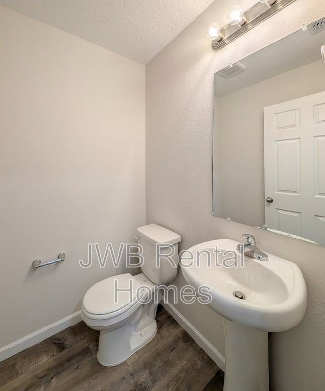 8599 Galveston Ave - Photo 7 of 17