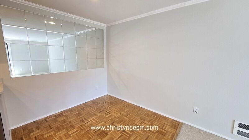 11010 Ne 68th St #627 - Photo 3 of 19