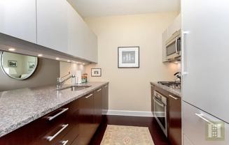 100 Riverside Blvd #11E - Photo 1 of 1