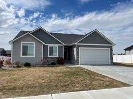 featured image of 4039 N Livingston Ave