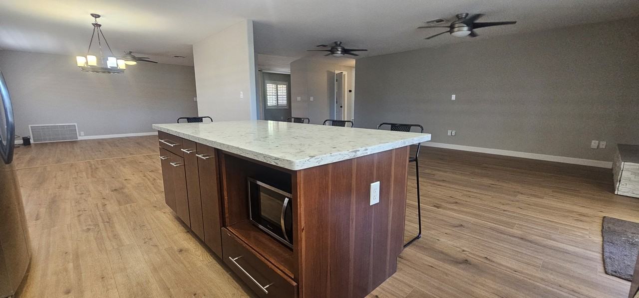 1131 E Redfield Rd - Photo 5 of 28