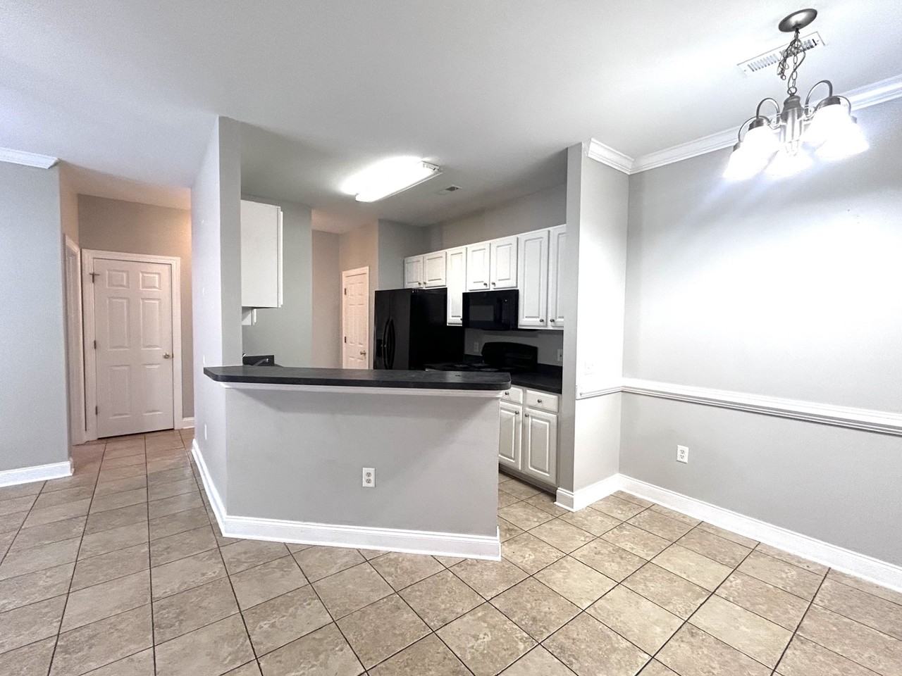 2041 Silvercrest Dr #B - Photo 6 of 28
