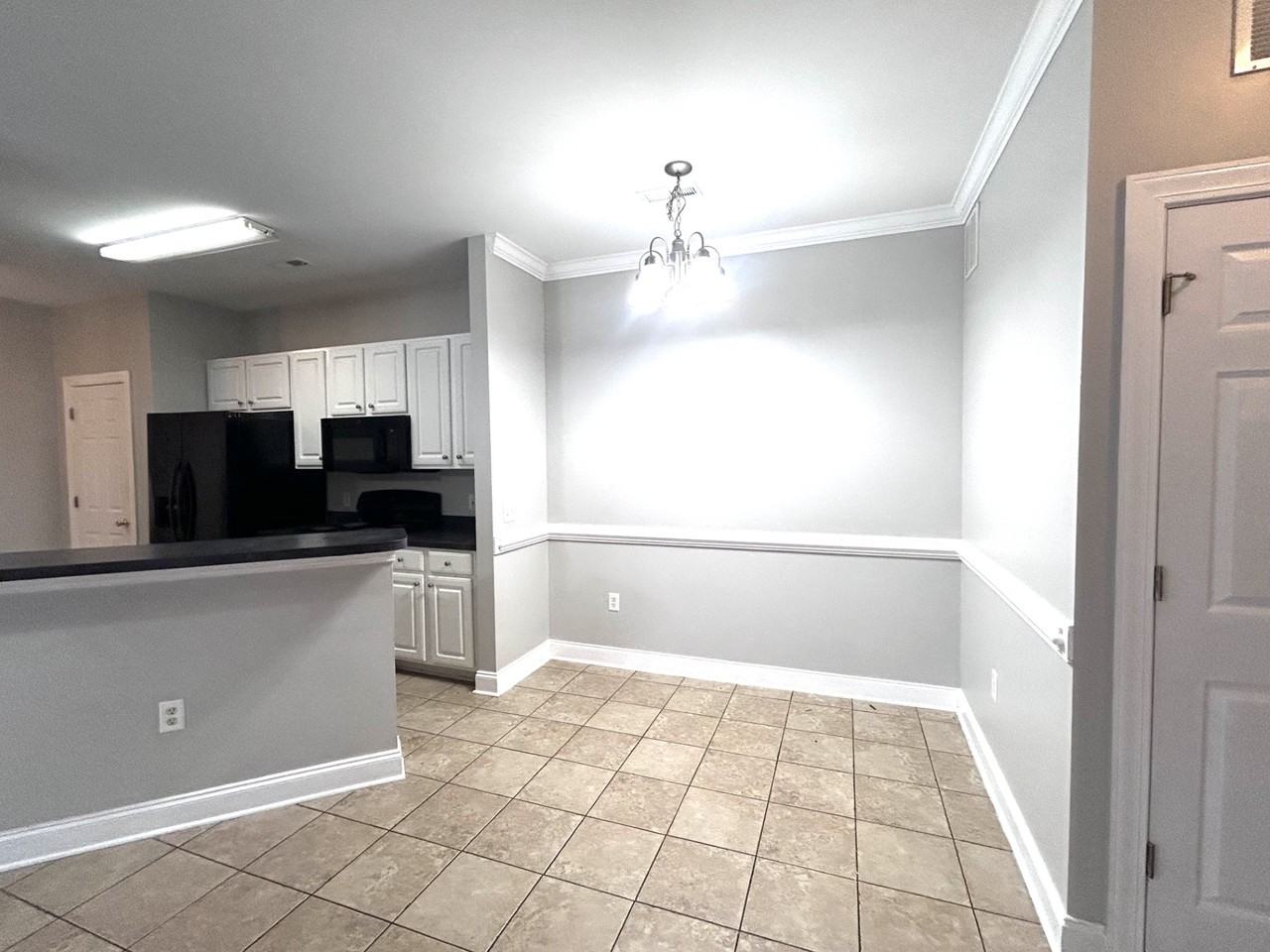 2041 Silvercrest Dr #B - Photo 7 of 28
