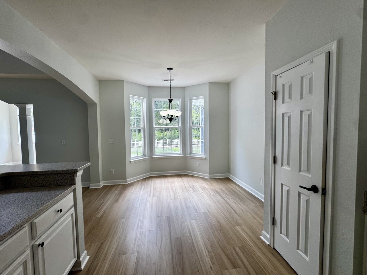 2352 Seneca Ridge Dr - Photo 7 of 50