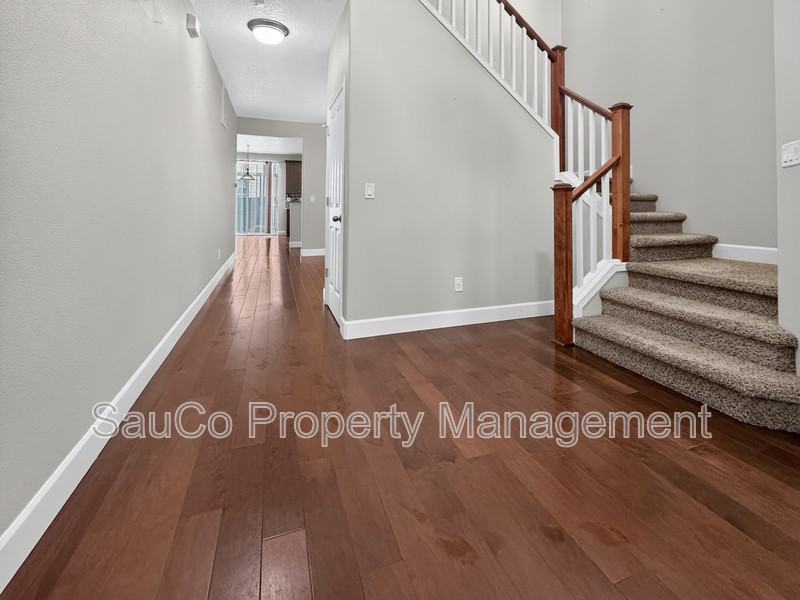 3453 Se Hare Ave - Photo 2 of 23