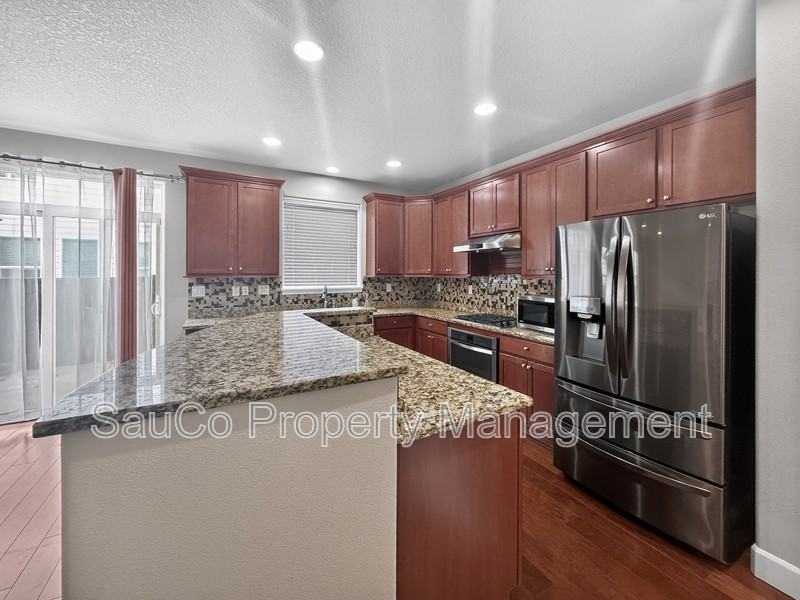 3453 Se Hare Ave - Photo 6 of 23