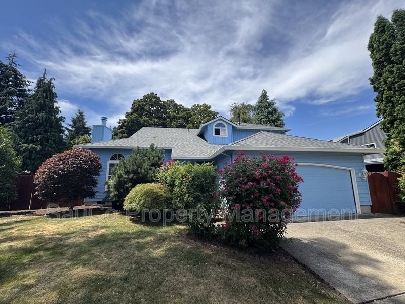 1587 Ne 57th Ave - Photo 2 of 28