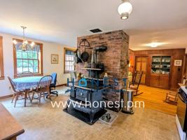 featured image of 113 Albion Rd #1