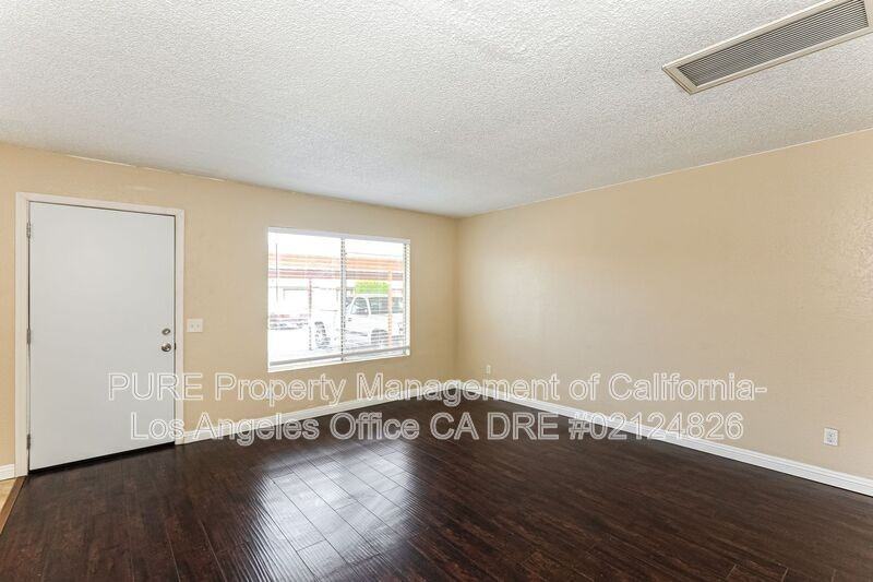 23815 Hemlock Ave #7 - Photo 6 of 19