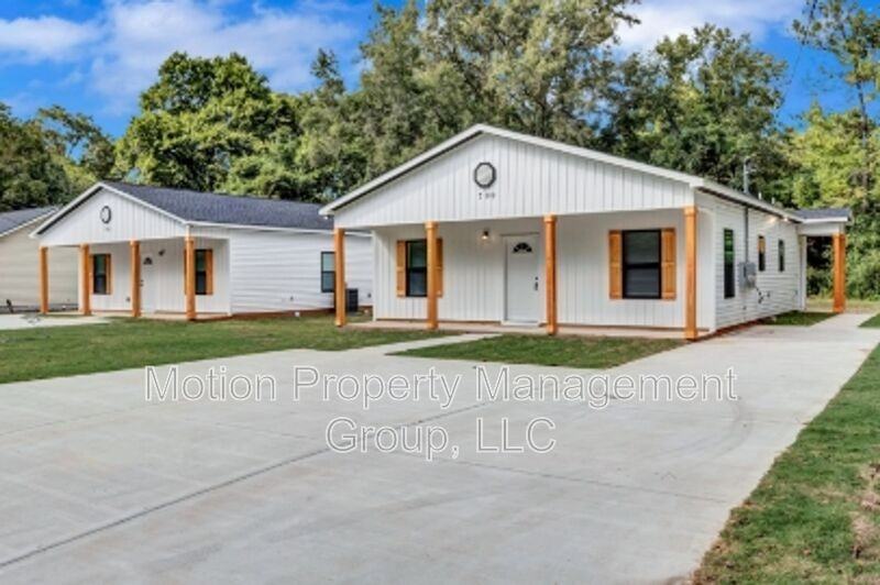700 Carmen Ave #A2 - Photo 2 of 12