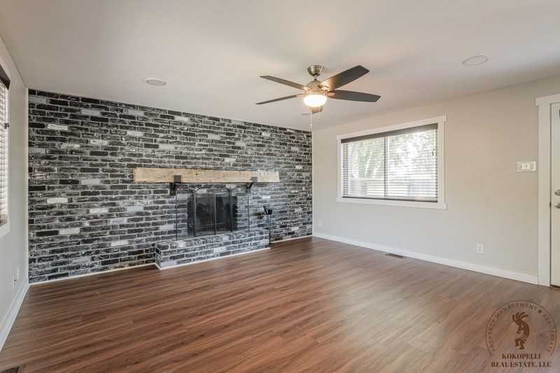2118 N 22nd St - Photo 4 of 21
