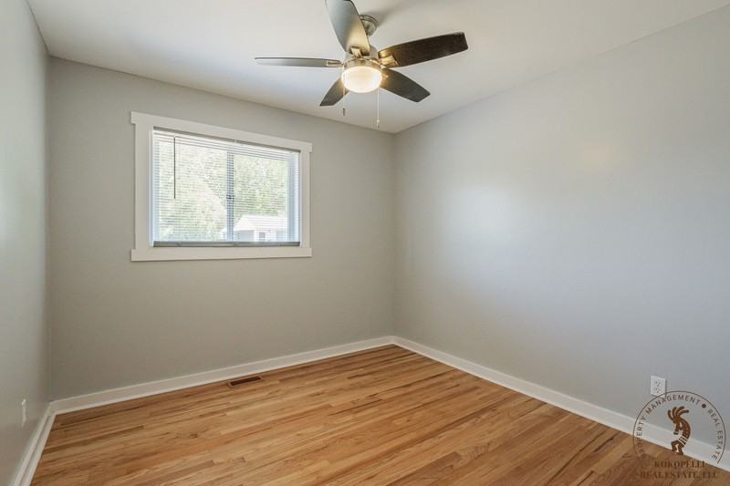 2118 N 22nd St - Photo 7 of 21