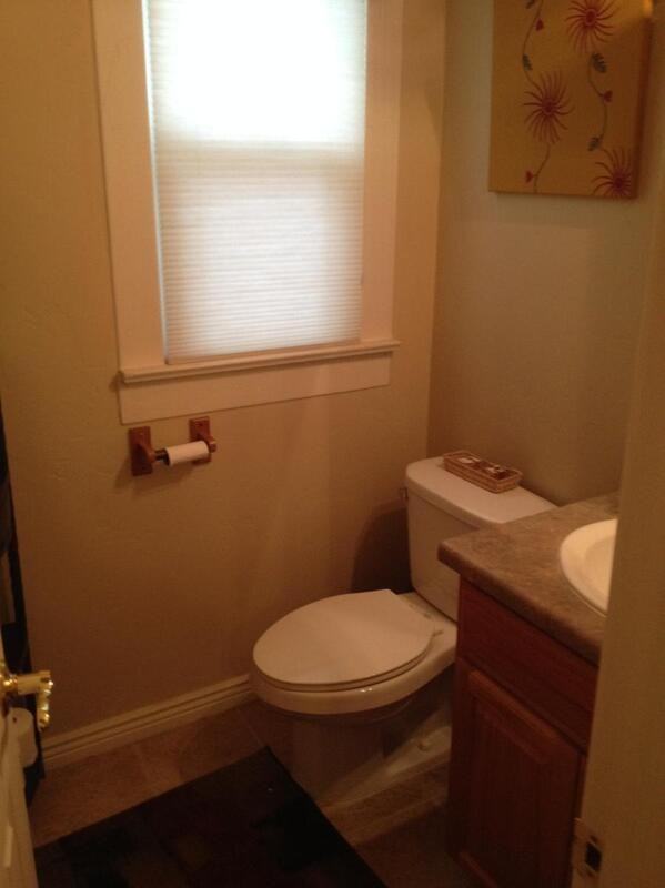 929 White Ave - Photo 5 of 8