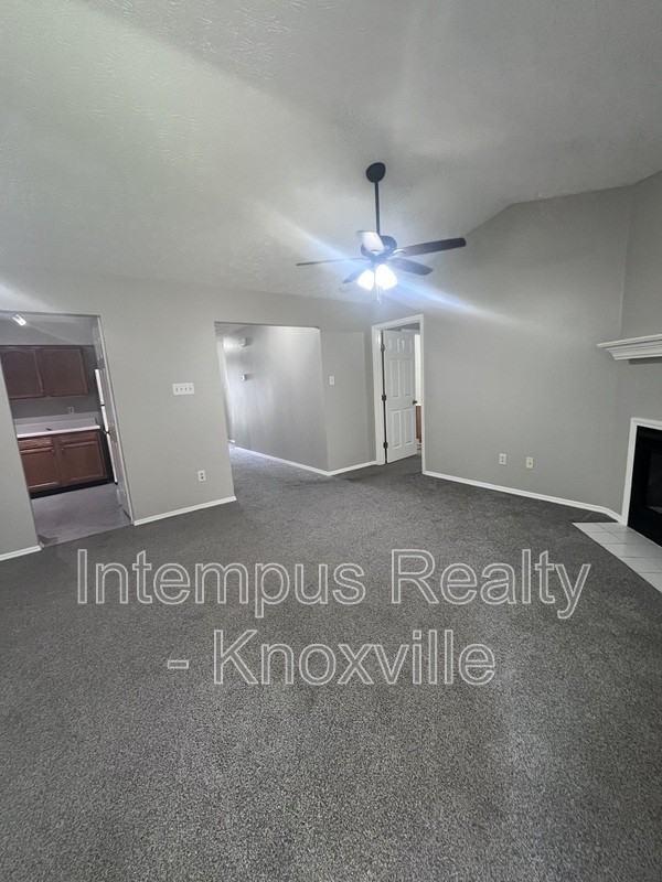 1013 Ashley Michelle Ct - Photo 7 of 27