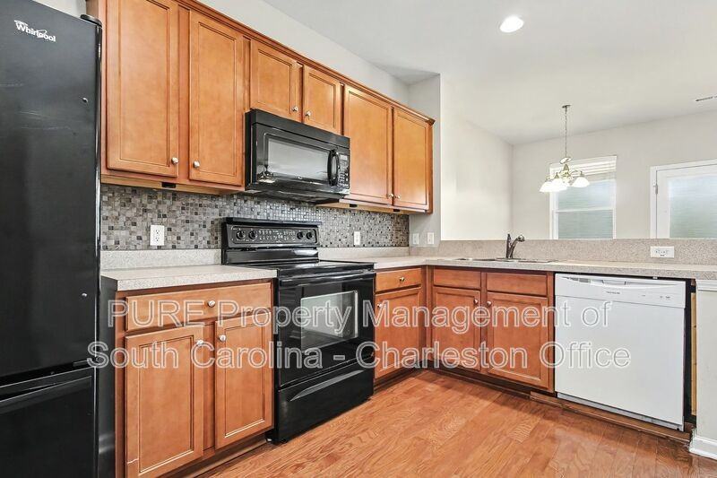 407 Greywood Ln - Photo 7 of 22