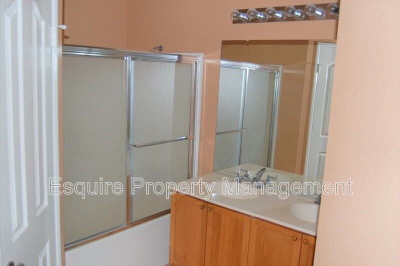 1255 Jamaica Ln - Photo 6 of 13