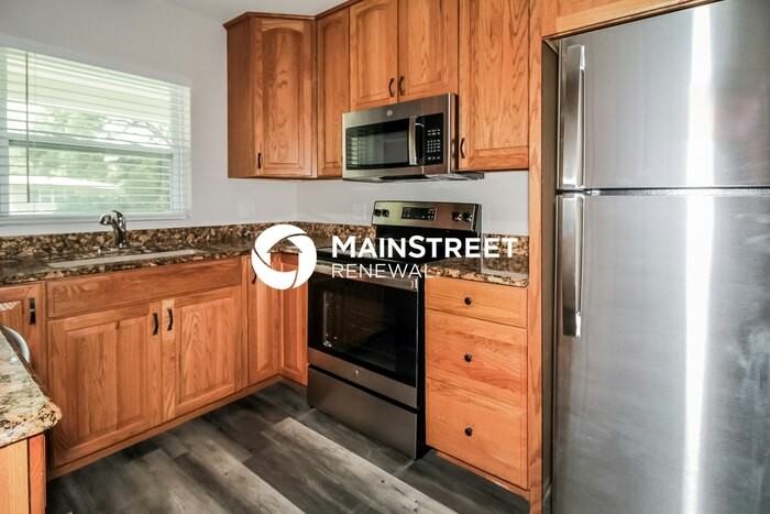 2866 Euston Rd - Photo 7 of 16
