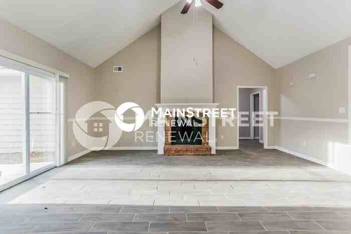 4008 Sharon Woods Dr - Photo 4 of 16