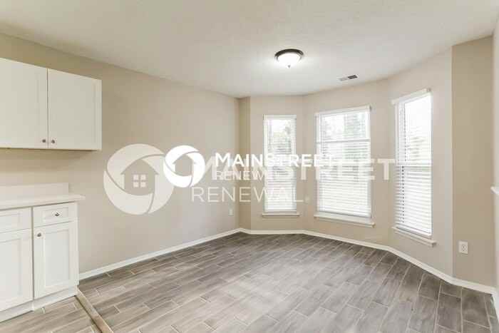 4008 Sharon Woods Dr - Photo 7 of 16