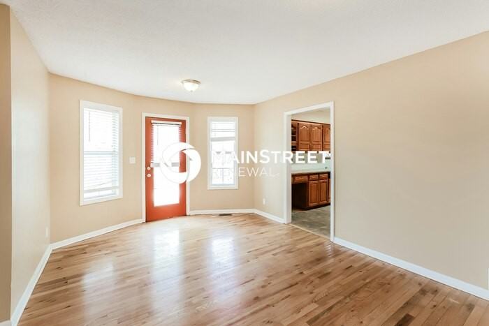 421 Hithergreen Dr - Photo 4 of 18