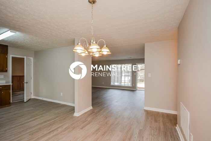 4056 Chimney Ridge Way - Photo 5 of 15