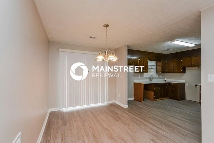 4056 Chimney Ridge Way - Photo 6 of 15