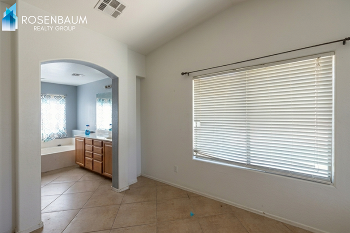 25873 W Miami St - Photo 5 of 10