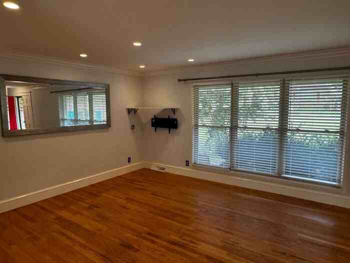 7608 Peacock Dr Sw - Photo 5 of 49