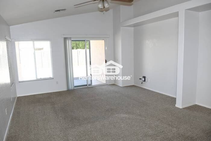 15338 W Banff Ln - Photo 3 of 15