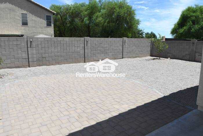15338 W Banff Ln - Photo 7 of 15