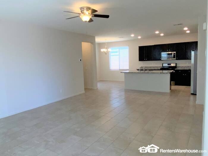 734 W Nova Pl - Photo 4 of 32