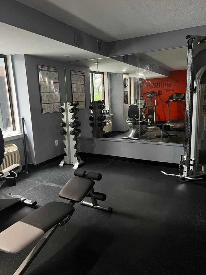 600A LLC - Photo 6 of 14