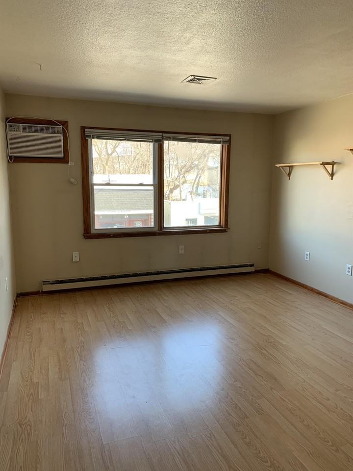 Jono Square LLC - Photo 3 of 13