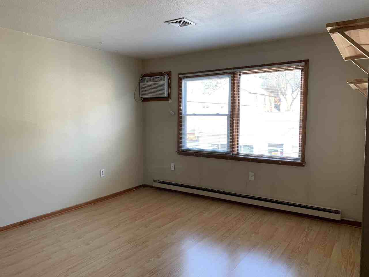 Jono Square LLC - Photo 4 of 13